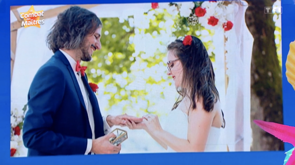 Jean-Luc Reichmann dévoile des photos de mariage du candidat Xavier dans les "12 coups de midi" - TF1