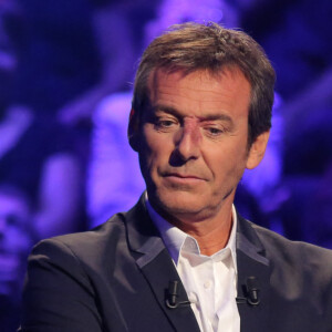 Exclusif - Jean-Luc Reichmann joue avec Xavier Mercier, gagnant des "12 coups de midi" au profit de l'Association SOS Addictions.