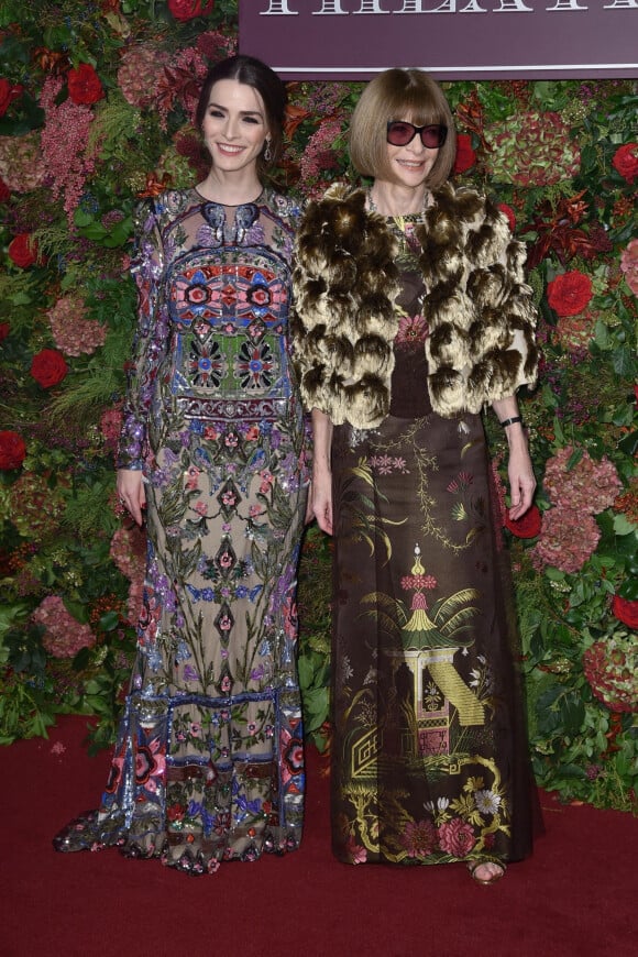 Anna Wintour et sa fille Bee Shaffer à la 64ème édition des Standard Theatre Awards au Theatre Royal Drury Lane à Londres, le 18 novembre 2018.