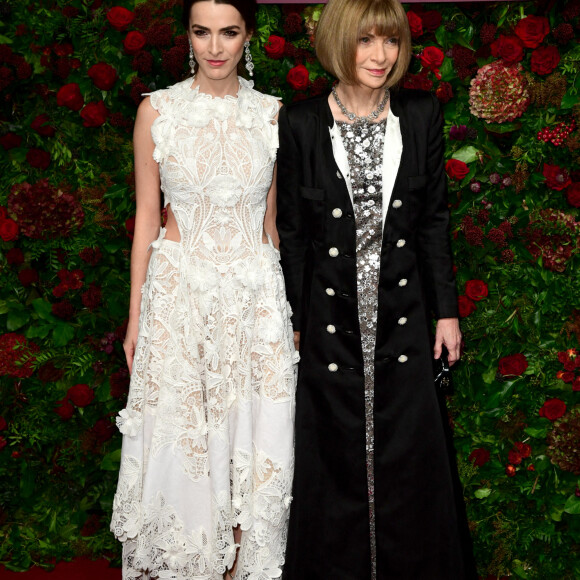 Anna Wintour et sa fille Bee Shaffer aux 65e Evening Standard Theatre Awards au London Coliseum. Le 24 novembre 2019.