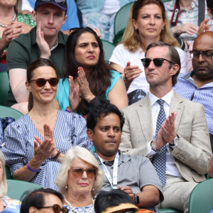 Pippa Middleton et son mari James Matthews assistent à la demi-finale simple messieurs de Wimbledon opposant Matteo Berrettini à Hubert Hurkacz. Londres.