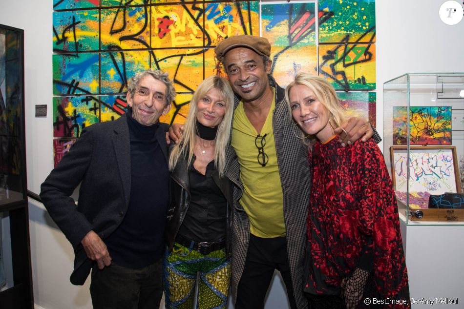 Exclusif - Michel Klein, Isabelle Camus, Yannick Noah, Liliane Jossua (Fondatrice du magasin Montaigne Market) - Vernissage de l'exposition de l'artiste l'artiste Kongo (Cyril Phan) au Montaigne Market à Paris le 17 octobre 2019. © Jerémy Melloul/ Bestimage