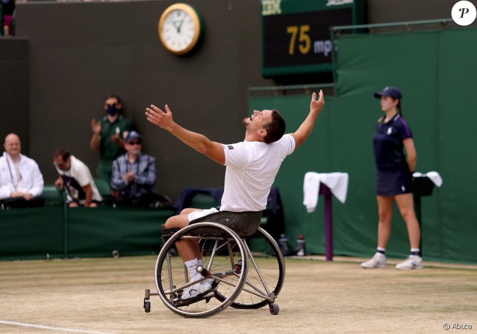 Joachim Gerard a remporté la finale simple messieurs handicapés de Wimbledon en battant Gordon Reid. Londres, le 11 juillet 2021.