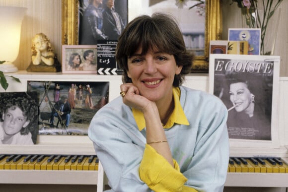 En France, Marion Sarraut chez elle en mars 1986.