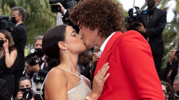 Cannes 2021 : Julian Perretta et sa fiancée Kambree Dalton, l'amour passion au Festival