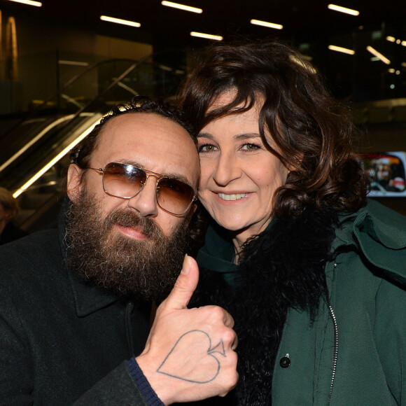 Semi-exclusif - Valérie Lemercier et son compagnon Mathias Kiss pendant les concert du groupe Suprême NTM à l'AccorHotels Arena à Paris, France, le 10 mars 2018. © Veeren/Bestimage