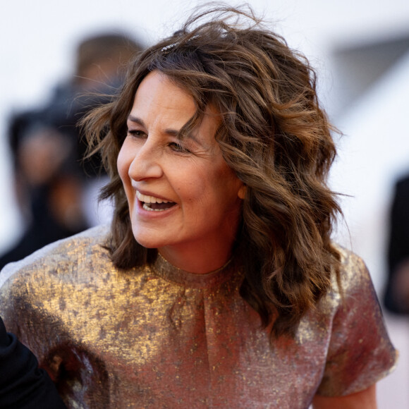 Valérie Lemercier - Montée des marches du film "Aline" lors du 74e Festival International du Film de Cannes. © Borde-Jacovides-Moreau / Bestimage