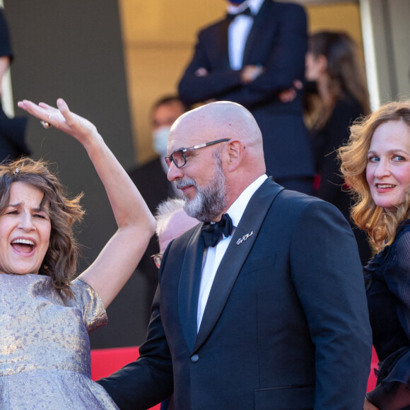 Danielle Fichaud, Valérie Lemercier, Sylvain Marcel, Pascale Desrochers - Montée des marches du film "Aline" lors du 74e Festival International du Film de Cannes. Le 13 juillet 2021. © Borde-Jacovides-Moreau / Bestimage