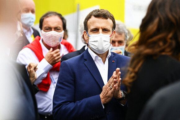 Emmanuel Macron, Président de la République française sur la 18 ème étape du Tour de France à Luz Ardiden. © Photo News / Panoramic / Bestimage