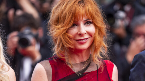 Mylène Farmer snobe un événement à Cannes... et se fait afficher !