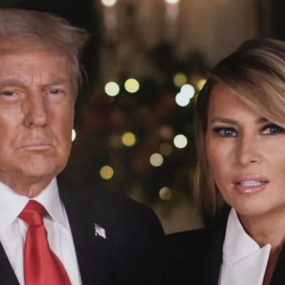 Le président Donald Trump et la Première Dame Melania Trump durant leur message de Noël 2020 via une vidéo YouTube de la Maison Blanche le 25 décembre 2020.