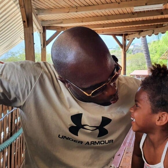 Teddy Riner et sa fille Isis.