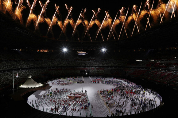 La délégation française lors de la parade des nations pendant la cérémonie d'ouverture des Jeux Olympiques de Tokyo 2020 le 23 juillet 2021.