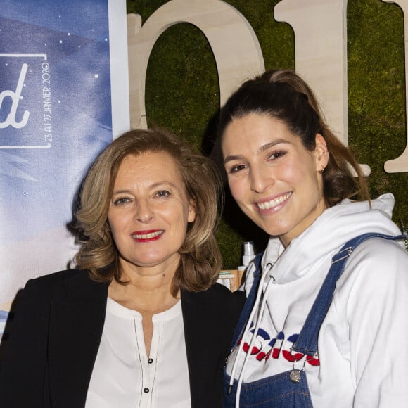 Valérie Trierweiler (ambassadrice) et Laury Thilleman (Miss France 2011 et ambassadrice) lors de la conférence de presse pour le raid polaire 100% féminin en Islande "Destination Iceland by Défi d'Elles", à la maison de soins Respire à Paris, France, le 15 janvier 2020. © Jack Tribeca/Bestimage 