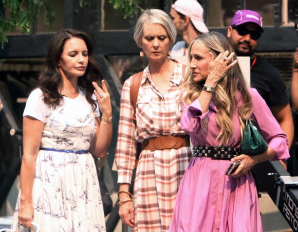 Sarah Jessica Parker, Kristin Davis et Cynthia Nixon sur le tournage de "And Just Like That" à New York, le 20 juillet 2021.