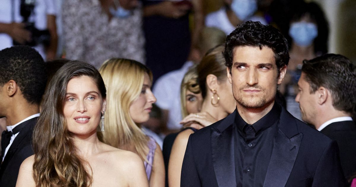 Laetitia Casta et son mari Louis Garrel - Montée des marches du film