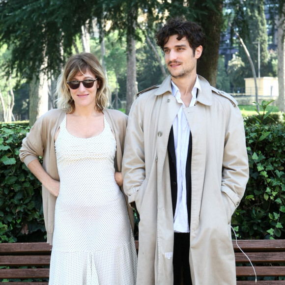 Valeria Bruni Tedeschi et son ex-compagnon Louis Garrel - L'équipe du film "Un Chateau en Italie" de Valeria Bruni Tedeschi à Rome, le 22 Octobre 2013. 