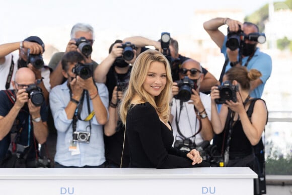 Virginie Efira au photocall du film Benedetta lors du 74ème festival international du film de Cannes le 10 juillet 2021 © Borde / Jacovides / Moreau / Bestimage