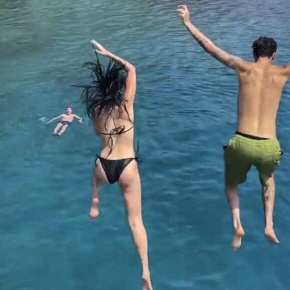 Dua Lipa et son petit ami Anwar Hadid en vacances en Albanie. Juillet 2021.