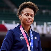 Amandine Buchard : La judokate médaillée aux JO menacée de mort : elle porte plainte
