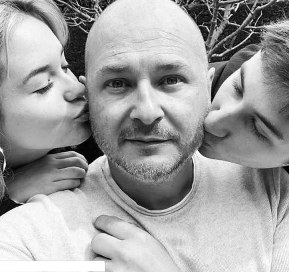 Cauet complice avec ses enfants Ivana et Valmont - Instagram