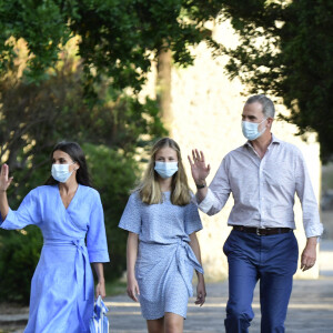 Le roi felipe VI, la reine Letizia et leur fille la princesse Leonor d'Espagne - La famille royale d'Espagne en visite à la Sierra de Tramuntana et au sanctuaire Lluc lors de leurs vacances à Majorque. Le 4 août 2021