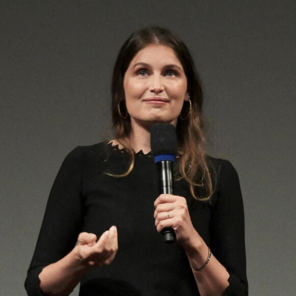 Laetitia Casta reçoit le prix "Davide Campari Excellence Award" à l'occasion du festival du film de Locarno.