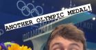 Tom Daley pose avec sa médaille au Tokyo Aquatics Centre, le 7 août 2021.