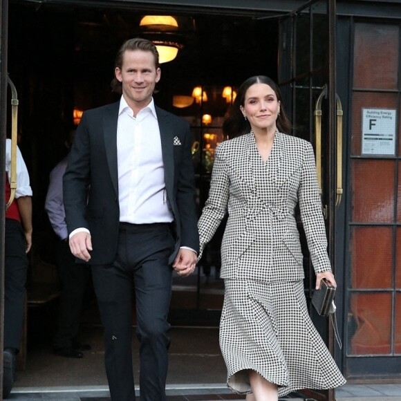 Sophia Bush et son compagnon Grant Hughes à la sortie du Bowery Hotel à New York. Le 17 juin 2021