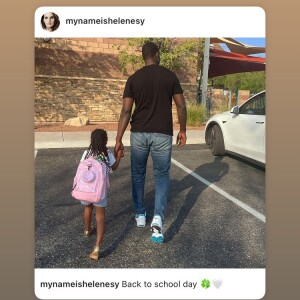 Omar Sy accompagne sa fille, Amani-Nour, 4 ans, pour sa première rentrée des classes.