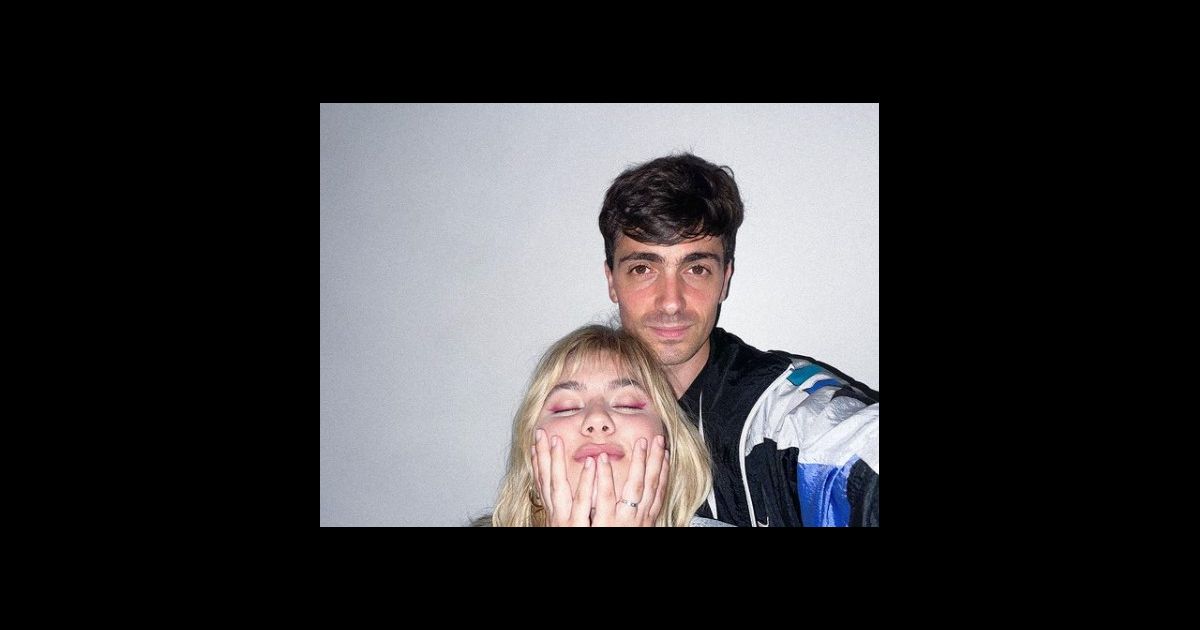 Louane et son compagnon Florian Rossi sur Instagram. Le 28 juin 2021 ...