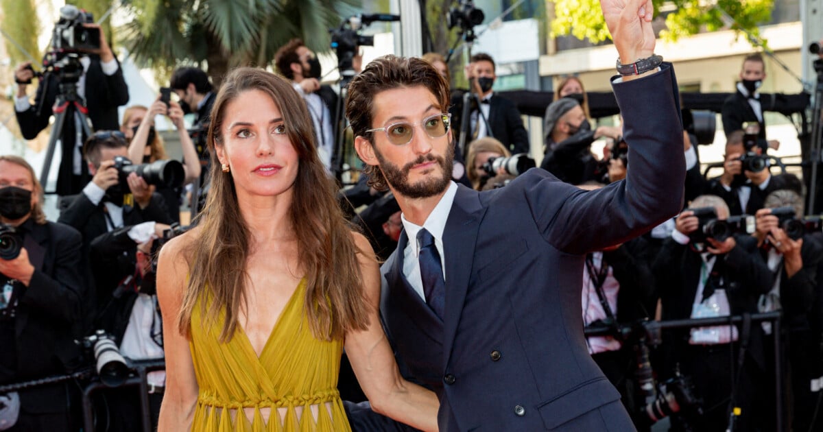 Pierre Niney Papa : Apparition Colorée De Ses Deux Filles, Les ...