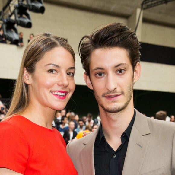 Pierre Niney et Natasha Andrews - People au Défilé Dior PAP Hommes-Printemps Eté 2016 au Tennis Club de Paris à Paris le 27 juin 2015.