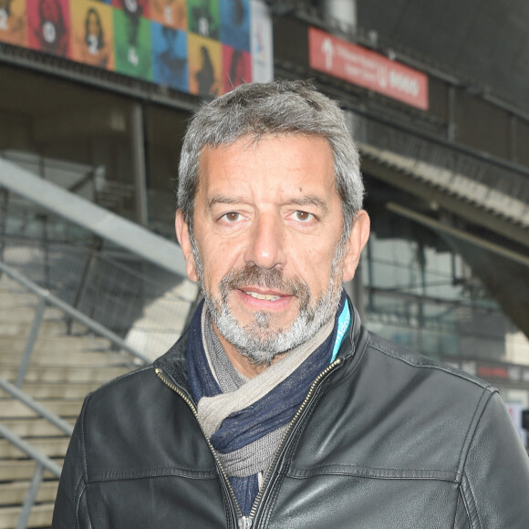 Michel Cymes lors de l'événement de l'association "Premiers de cordée", une journée Evasion, au Stade de France à Saint-Denis le 16 mai 2018.  © Coadic Guirec/Bestimage