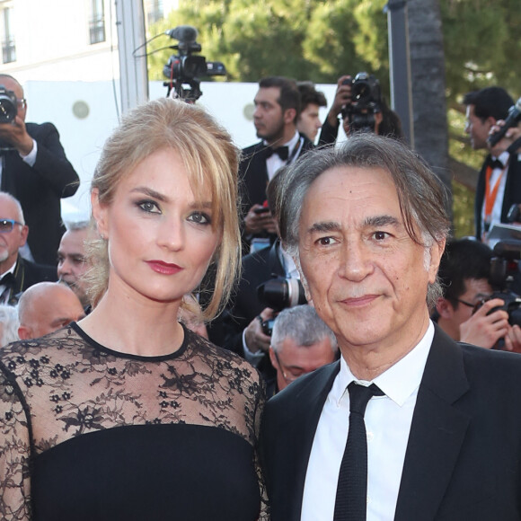 Richard Berry et sa femme Pascale Louange - Montée des marches du film "Les Fantômes d'Ismaël" lors 70e Festival de Cannes. Le 17 mai 2017. © Borde-Jacovides-Moreau / Bestimage