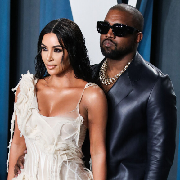 Kim Kardashian et son mari Kanye West - People à la soirée "Vanity Fair Oscar Party" après la 92ème cérémonie des Oscars 2020 au Wallis Annenberg Center for the Performing Arts à Los Angeles, le 9 février 2020.