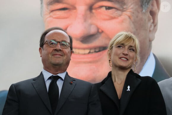 François Hollande et sa compagne Julie Gayet - Claude Chirac, son mari Frédéric Salat-Baroux et son fils Martin Rey-Chirac se sont rendus au musée du président Jacques Chirac de Sarran en Corrèze le 5 octobre 2019.