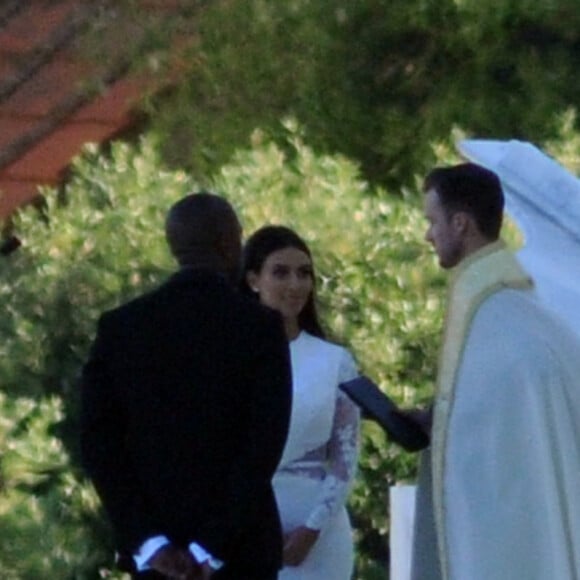 Exclusif - Kim Kardashian et Kanye West se marient au Fort Belvedere à Florence en Italie le 24 mai 2014.