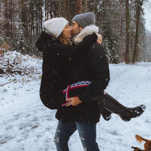 Ilona Smet et son petit ami en vacances à la montagne. Décembre 2020.