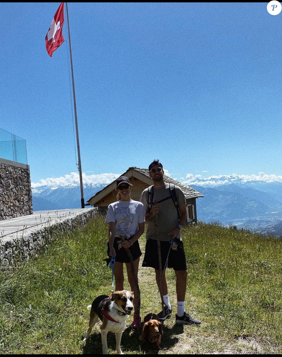 Ilona Smet a posté cette photo d'elle avec son amoureux Kamran, pour leurs 8 ans de relation, sur Instagram. Août 2020.