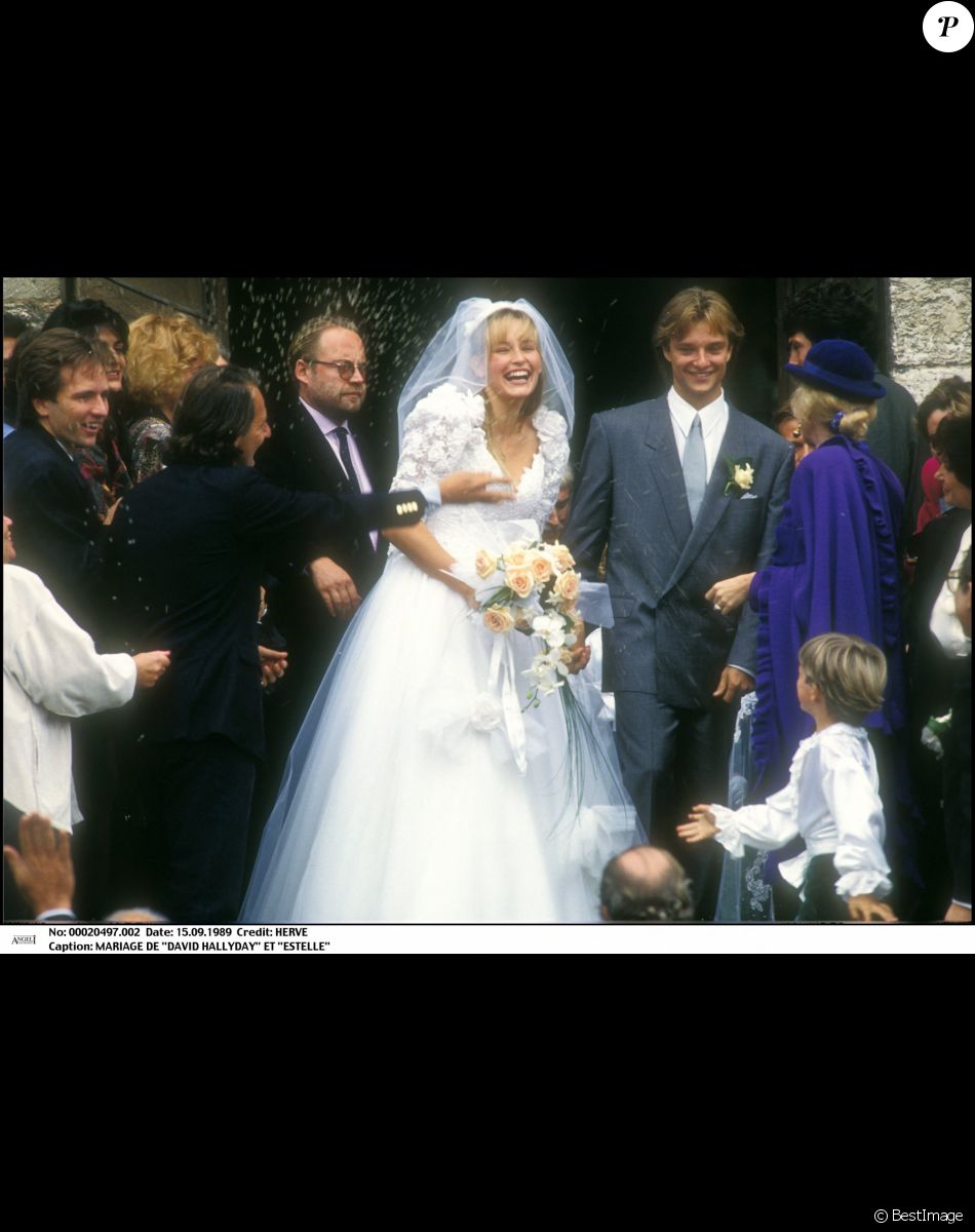 Mariage de David Hallyday et Estelle Lefébure en Normandie en 1989.