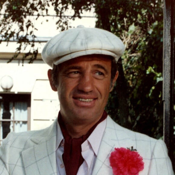 Jean-Paul Belmondo sur le tournage du film "L'incorrigible". 1975 