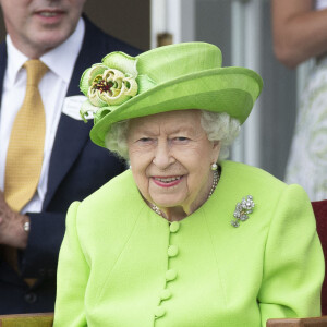 La reine Elisabeth II d'Angleterre assiste à la Cup Final du Guards Polo Club, de la parade et de la présentation du British Driving Society à Windsor, le 11 juillet 2021