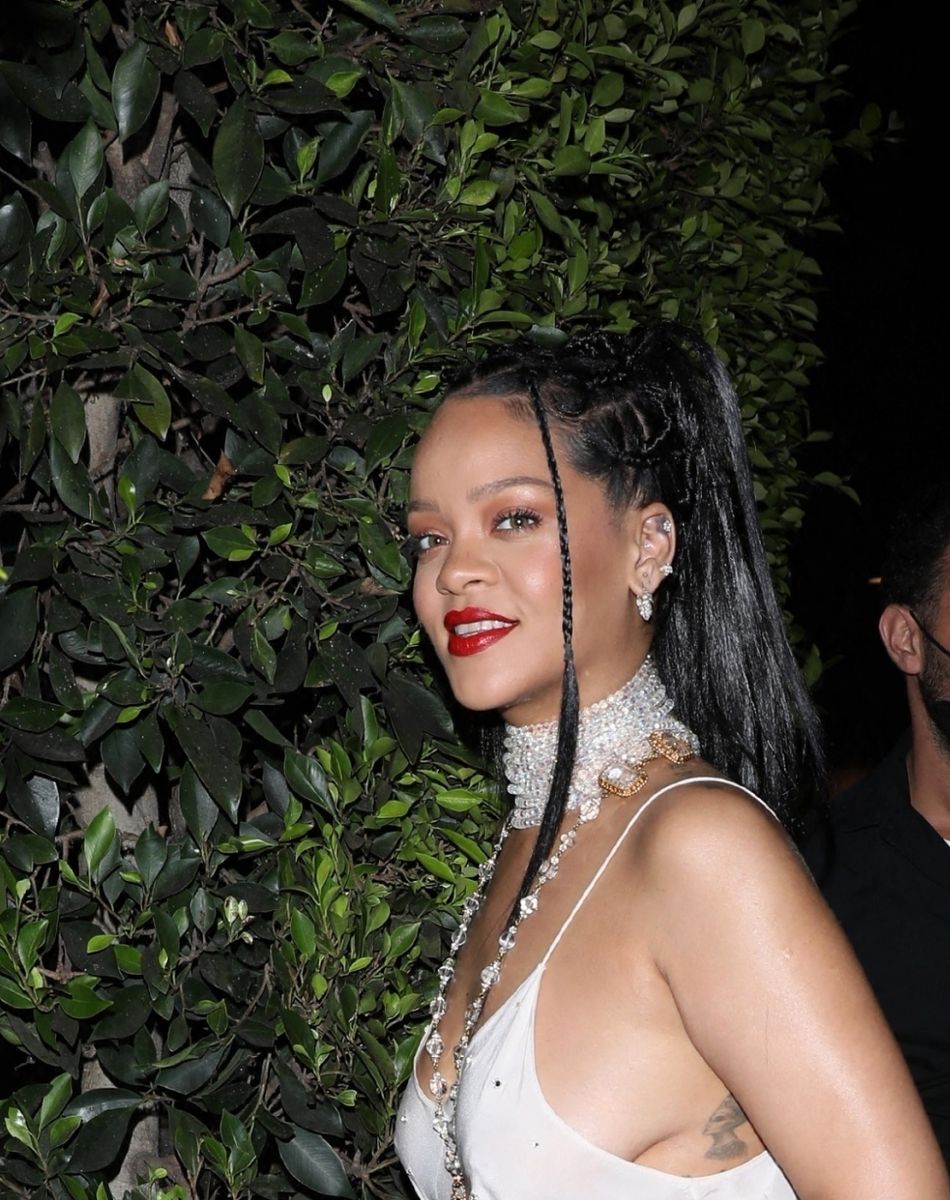 Rihanna se rend au restaurant Giorgio Baldi accompagnée de sa nièce Majesty à Santa Monica le 21 aout 2021.
