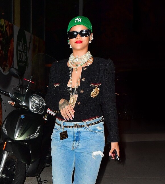 Exclusif - Rihanna est allée faire quelques courses chez Whole Foods à New York, le 15 août 2021.
