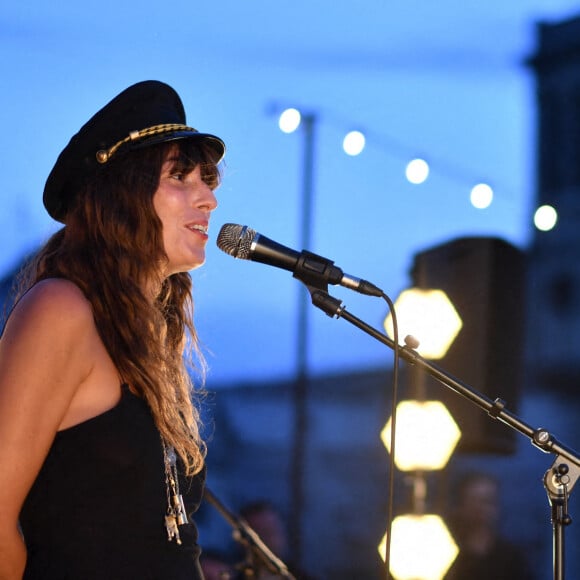 Exclusif - Lou Doillon anime la soirée de présentation de la nouvelle plateforme de marque "Génération IKKS" et de la première capsule iconique "La Leather Story" sur les toits de la capitale, rue d'Abbeville, à Paris. Le 8 septembre 2021 © Rachid Bellak / Bestimage