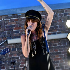 Exclusif - Lou Doillon anime la soirée de présentation de la nouvelle plateforme de marque "Génération IKKS" et de la première capsule iconique "La Leather Story" sur les toits de la capitale, rue d'Abbeville, à Paris. Le 8 septembre 2021 © Rachid Bellak / Bestimage