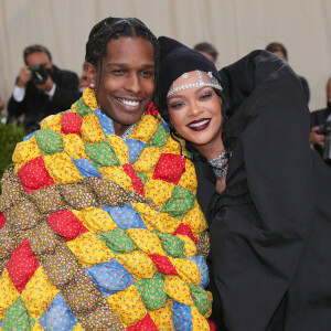 Rihanna et son compagnon ASAP Rocky - Soirée du Met Gala (Met Ball) "Celebrating In America: A Lexicon Of Fashion" au Metropolitan Museum of Art à New York.