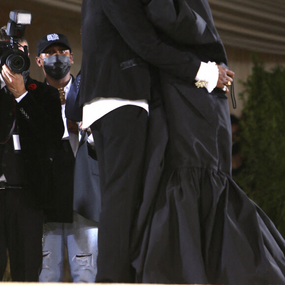 Rihanna et son compagnon ASAP Rocky - Soirée du Met Gala (Met Ball) 2021 "Celebrating In America: A Lexicon Of Fashion" au Metropolitan Museum of Art à New York, le 13 septembre 2021.