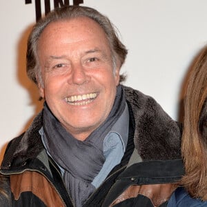 Michel Leeb avec sa femme Béatrice et sa fille Elsa - Avant première du film "Un + Une" de Claude Lelouch à l'UGC Normandie à Paris le 23 novembre 2015.